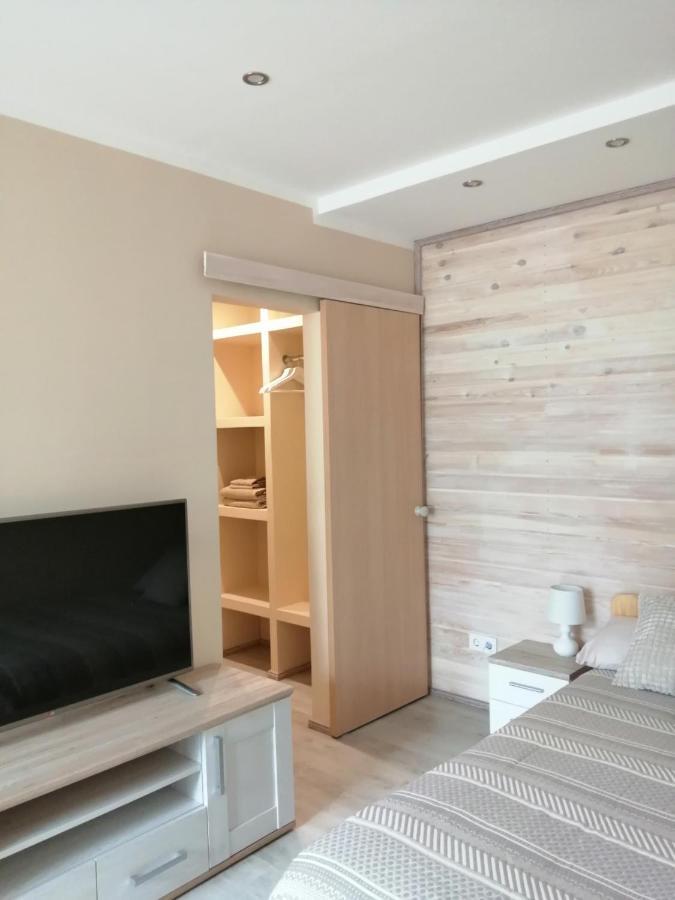 Apartamenti Miera Osta Лієпая Екстер'єр фото